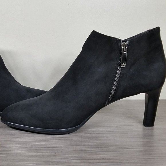 Aquatalia 'Dina' Weatherproof Suede Ankle Boot, Black, Womens Size 11 - Picture 6 of 10